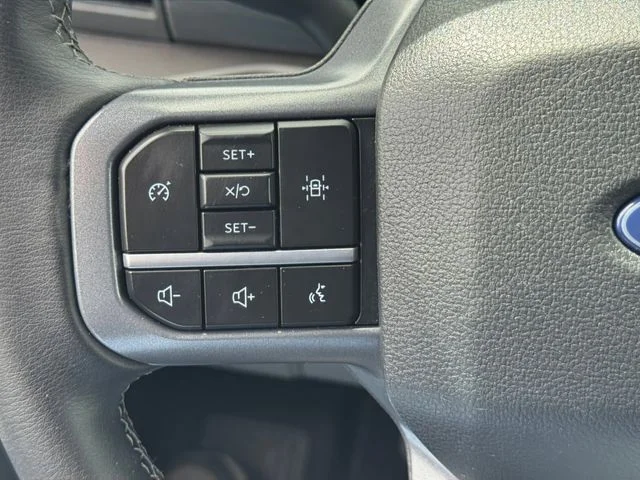 Used 2025 Black Ford XLT image 22
