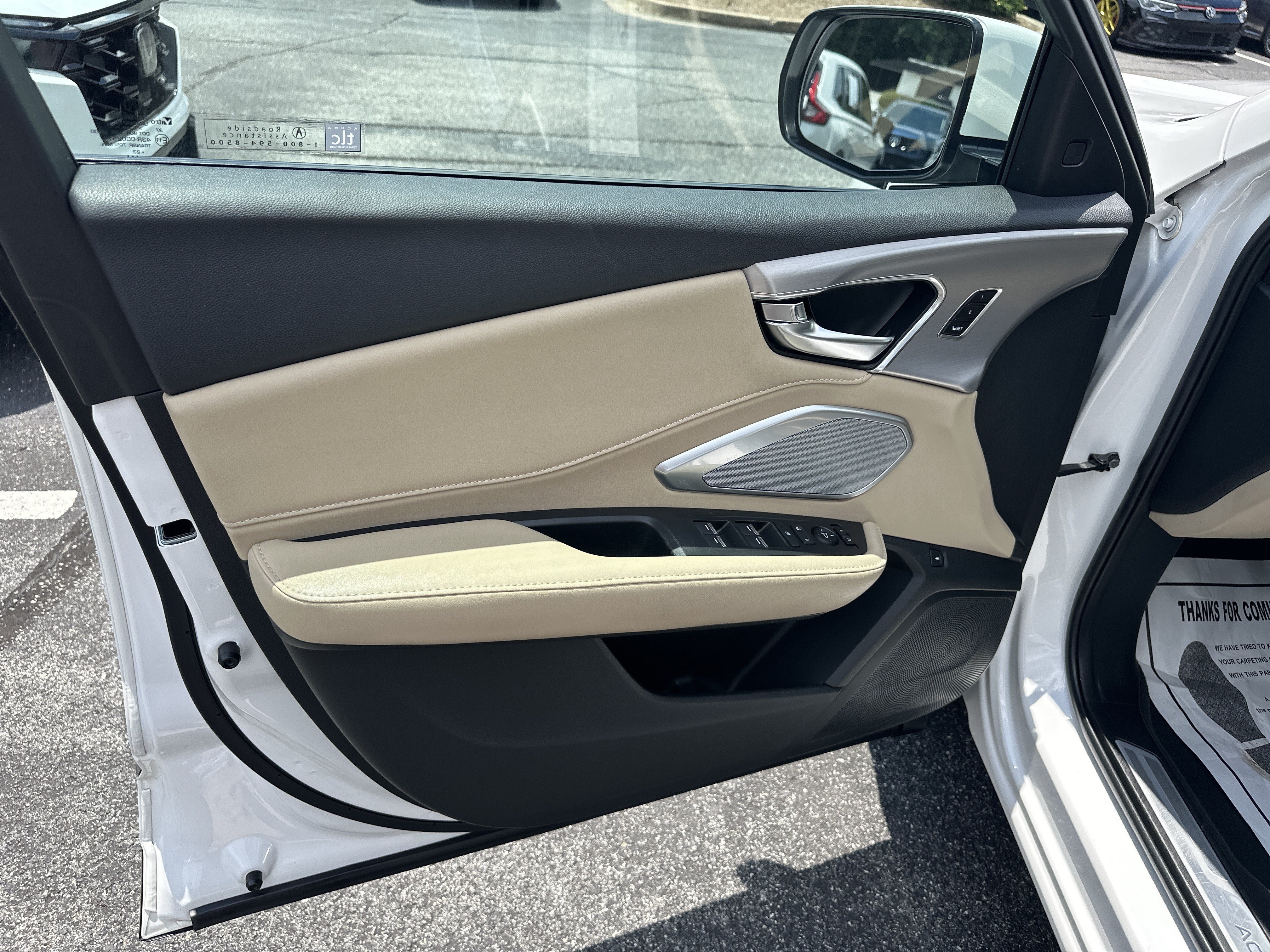 Used 2023 Platinum White Pearl Acura w/Technology Package image 10
