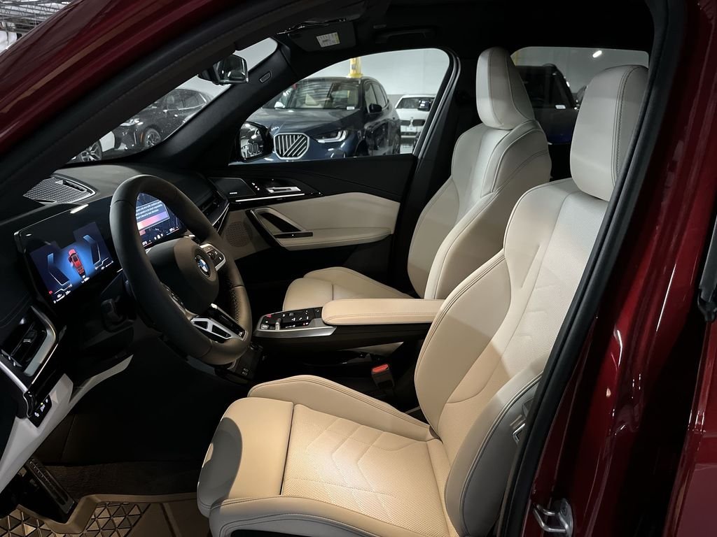 Used 2026 Red BMW xDrive28i image 11