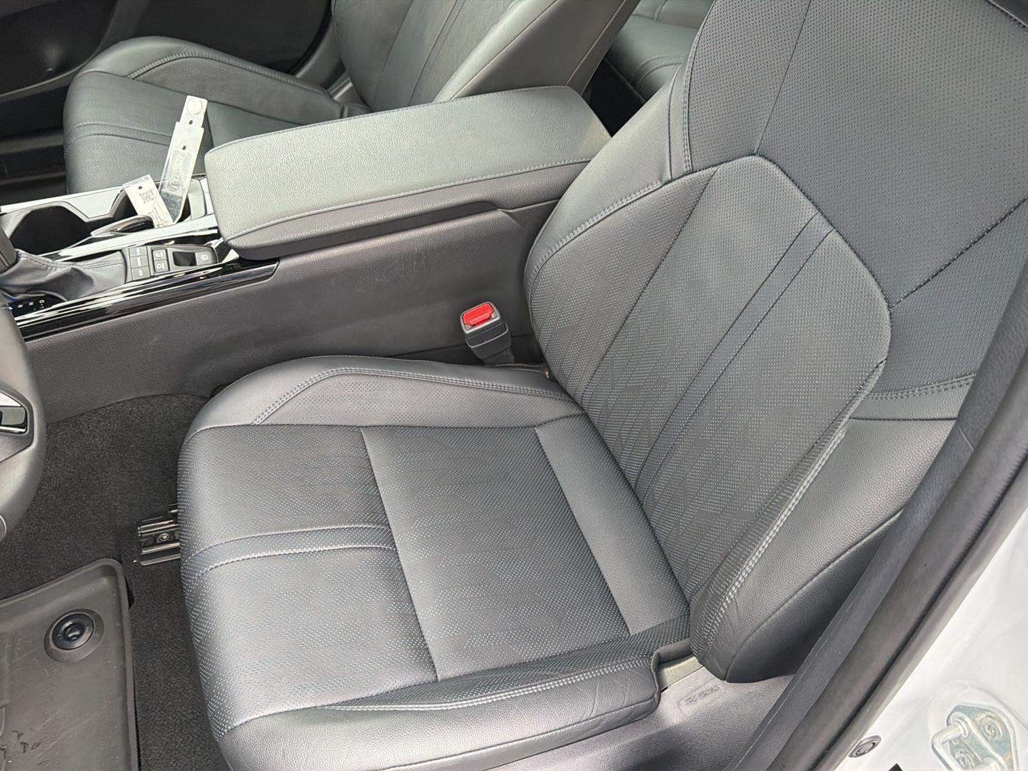Used 2025 Midnight Black Metallic Toyota XSE image 30