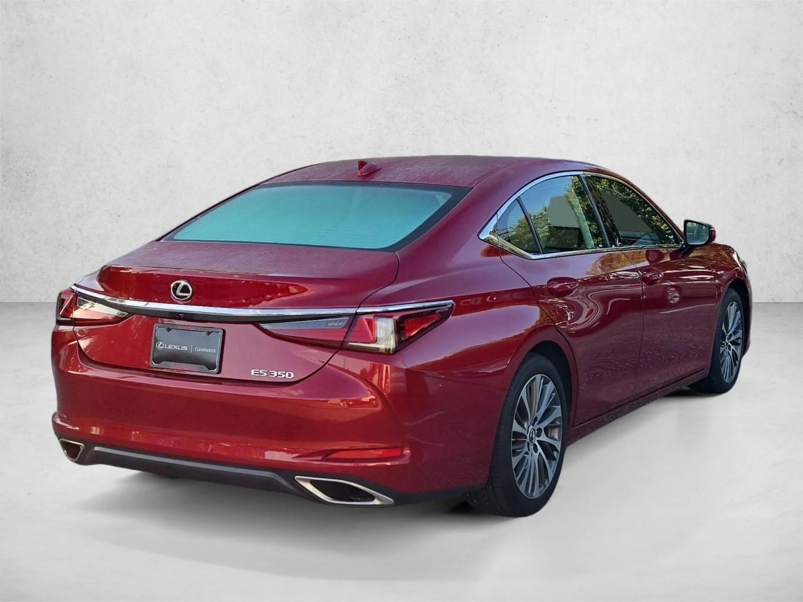 Used 2020 Matador Red Mica Lexus ES 350 image 5