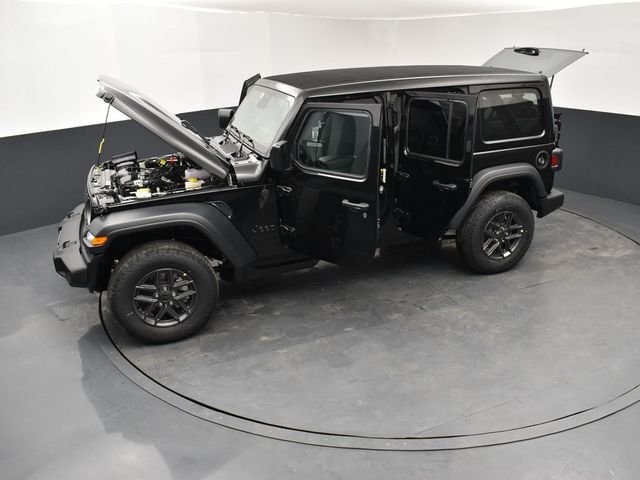 New 2026 Black Clear-Coat Exterior Paint Jeep Sport S image 27