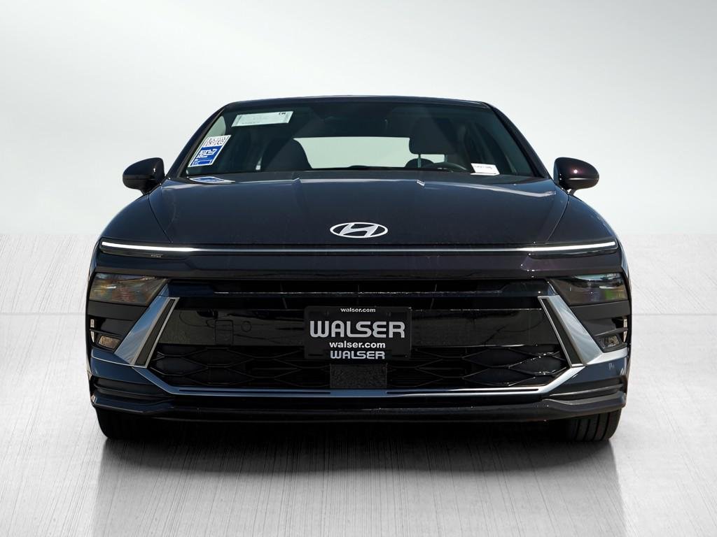 New 2026 Carbon Blue Hyundai Blue FWD image 26