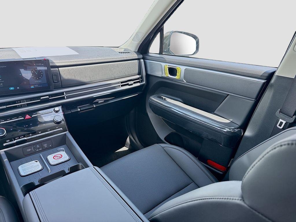 New 2026 Rockwood Green Hyundai SEL FWD image 16