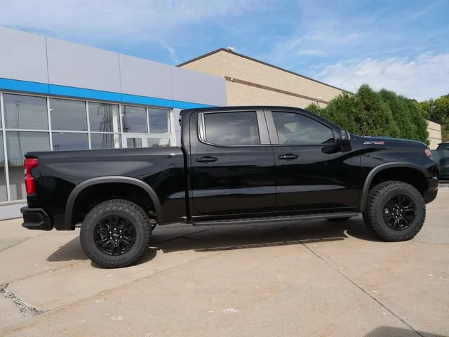 2026 Chevrolet Silverado 1500 ZR2 - Photo 8