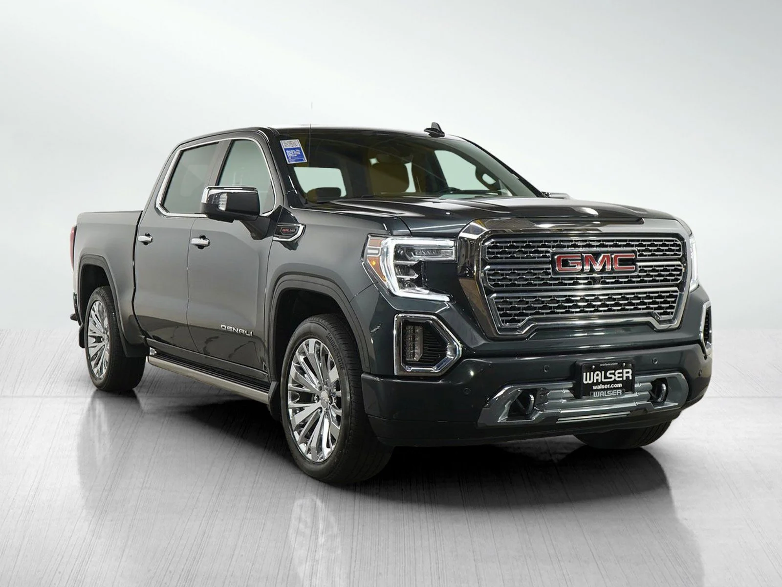 Used 2022 Hunter Metallic GMC Denali image 7