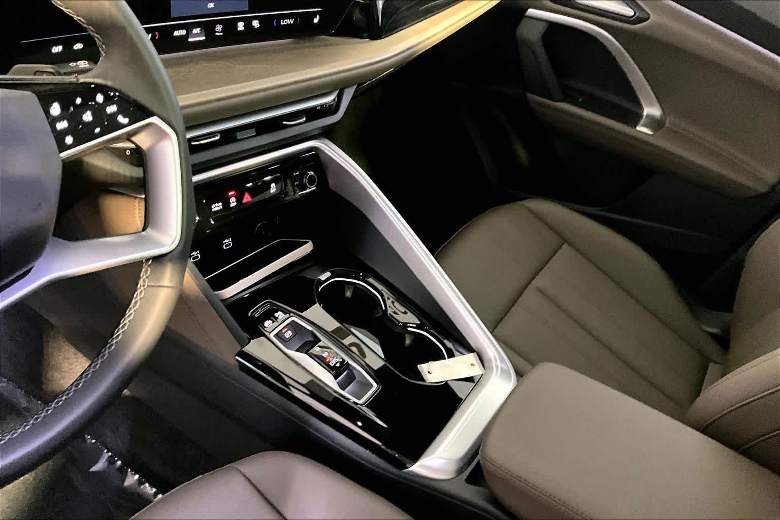 Used 2025 WHITE Audi Premium image 17