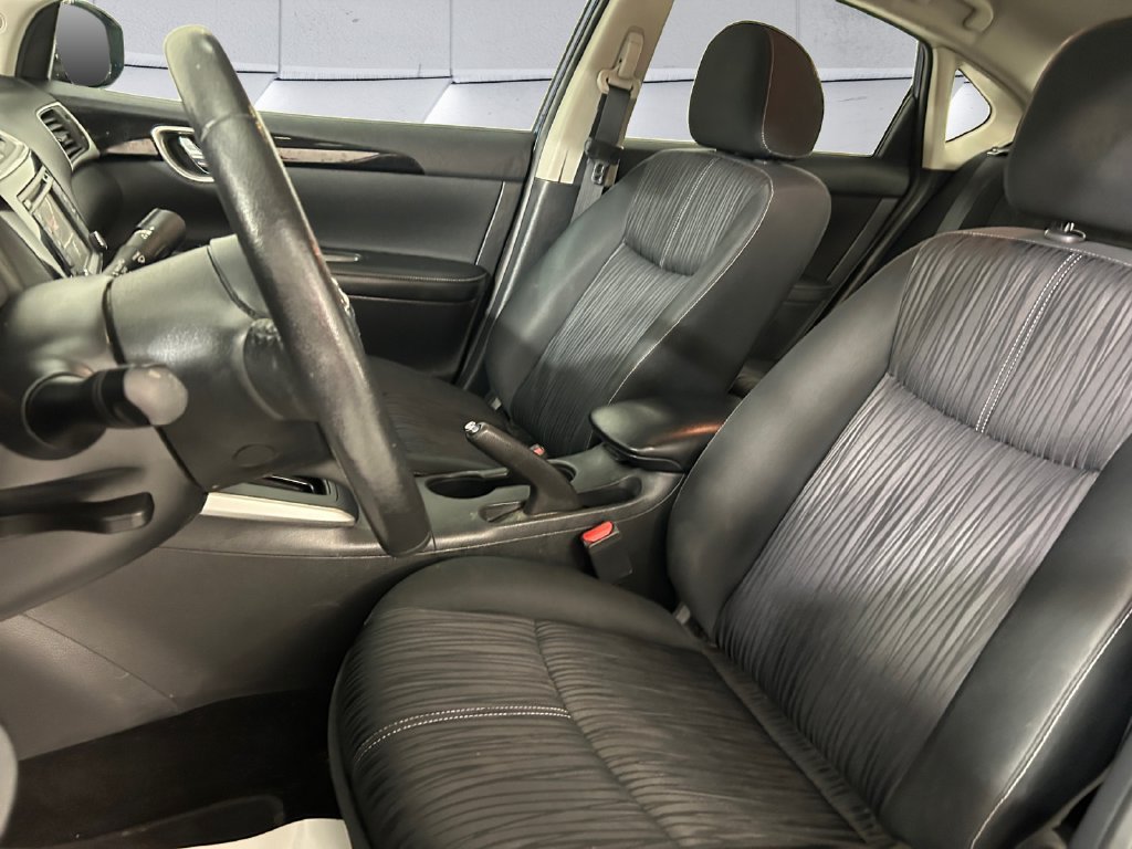 Used 2018 Blue Nissan SV image 8