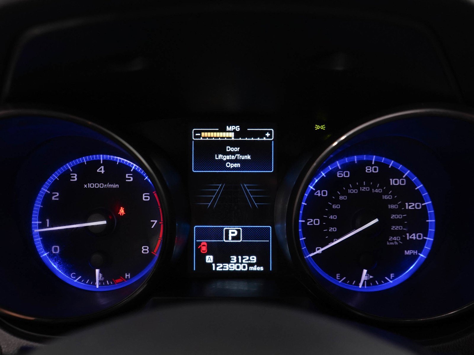 Used 2015 Tungsten Metallic Subaru 2.5i Premium image 28