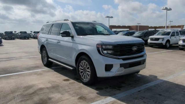 New 2026 Space Silver Metallic Ford Platinum® image 72
