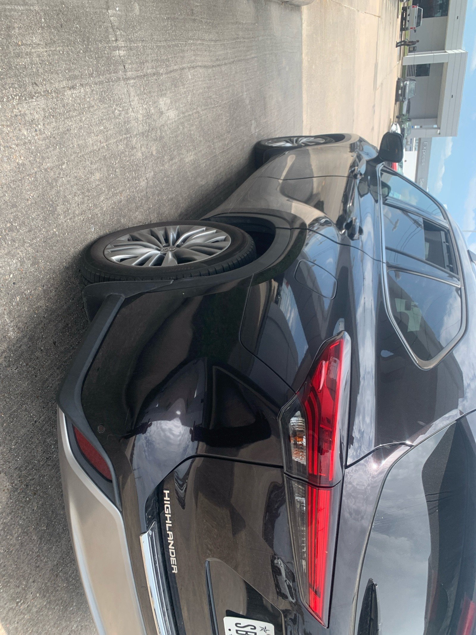 2021 Toyota Highlander Hybrid Platinum Black at Lexus Southwest Houston