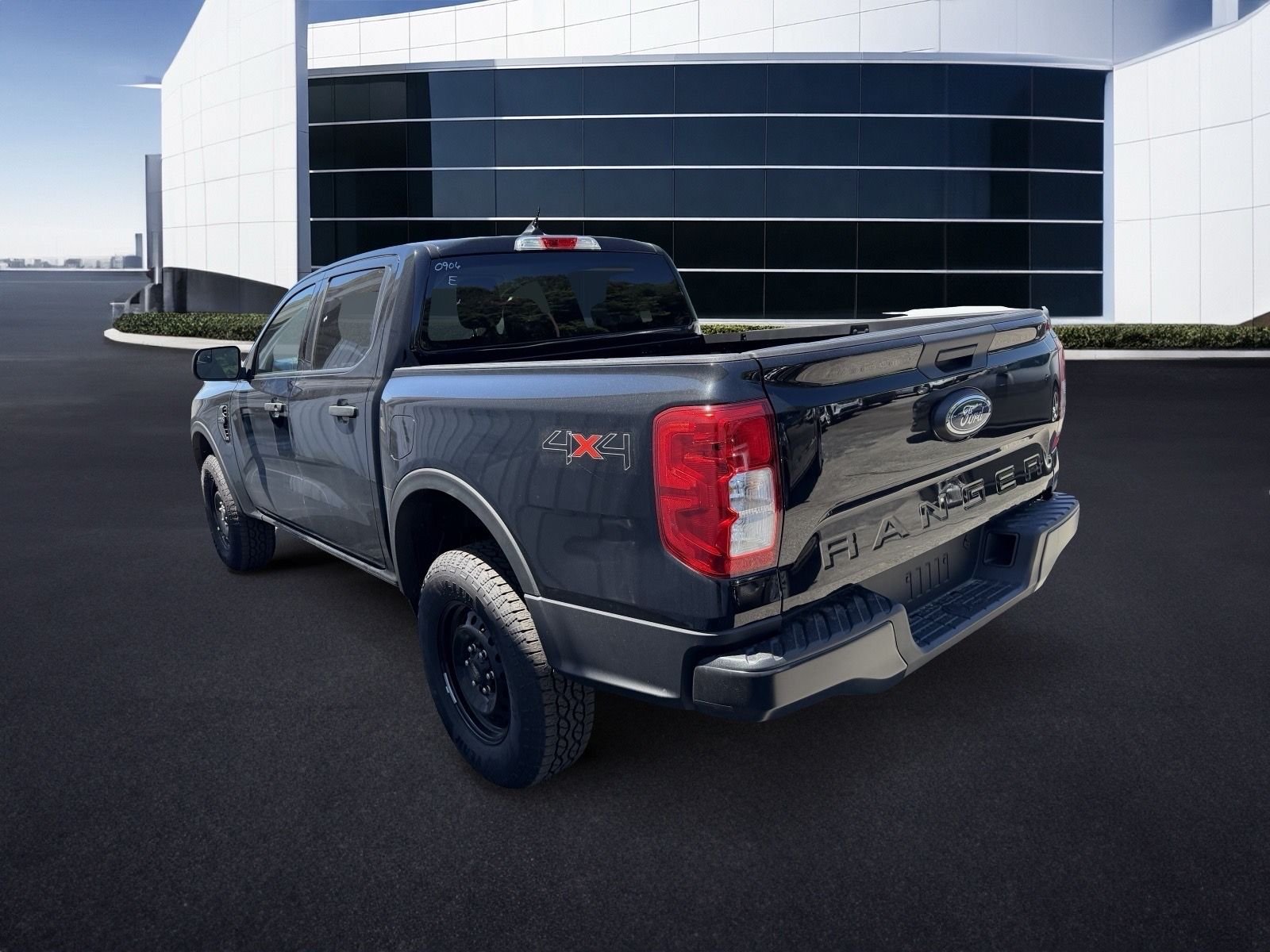 New 2026 Shadow Black Ford XL image 4