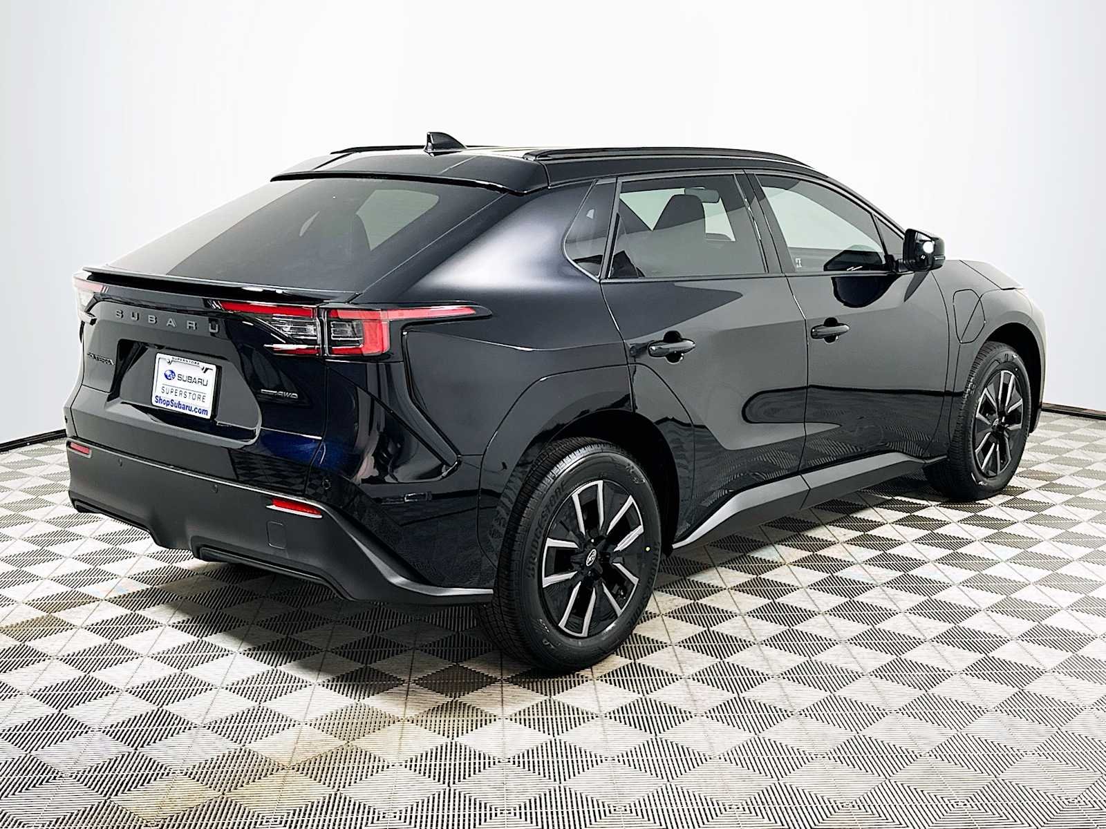 New 2026 ASTRO BLACK MICA Subaru Premium image 7