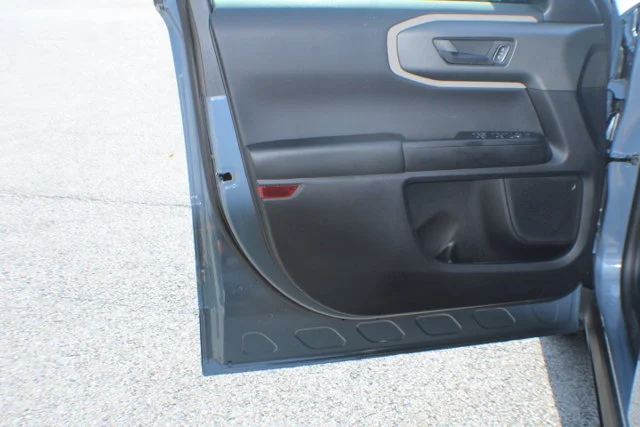 Used 2025 Azure Gray Metallic Tri-Coat Ford Big Bend image 5