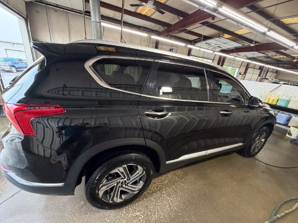 Used 2022 Black Hyundai SEL image 6
