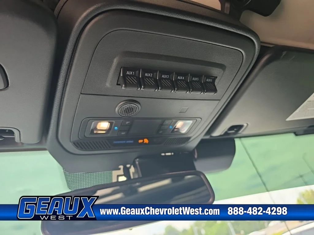 Used 2025 White Ford Raptor image 29
