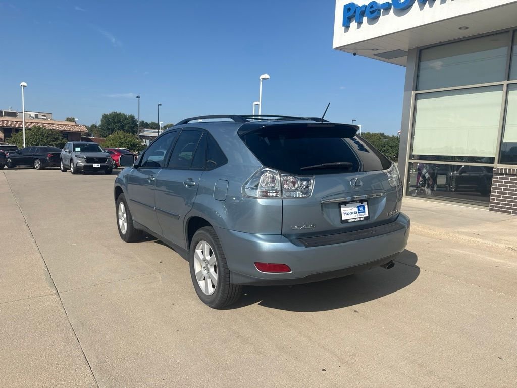 Used 2004 Blue Lexus 330 image 7