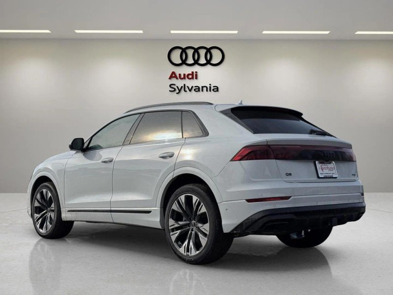 New 2026 Glacier White Metallic Audi Premium Plus image 9
