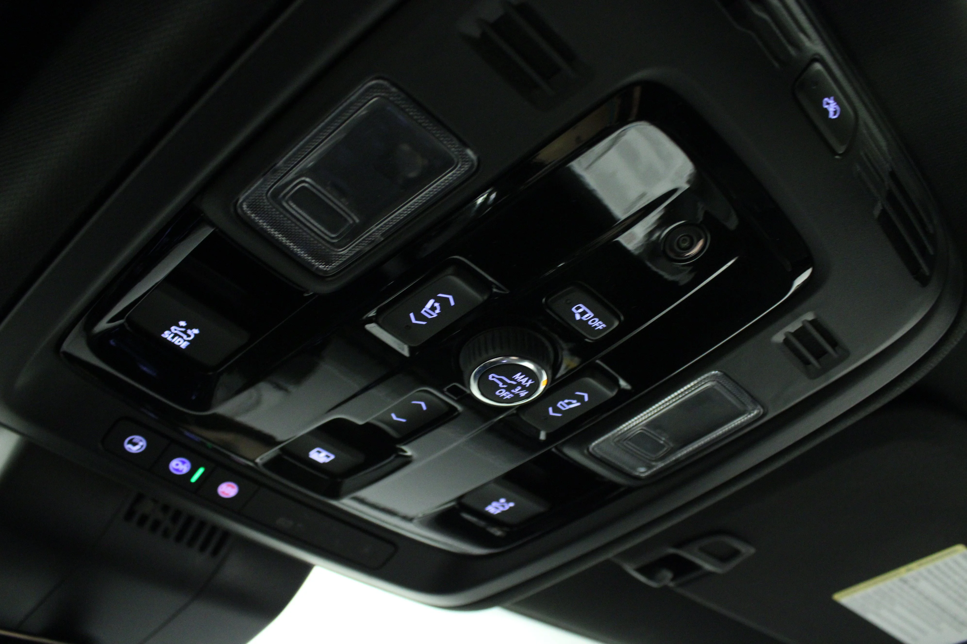 2026 GMC Yukon AT4 Ultimate - Photo 25