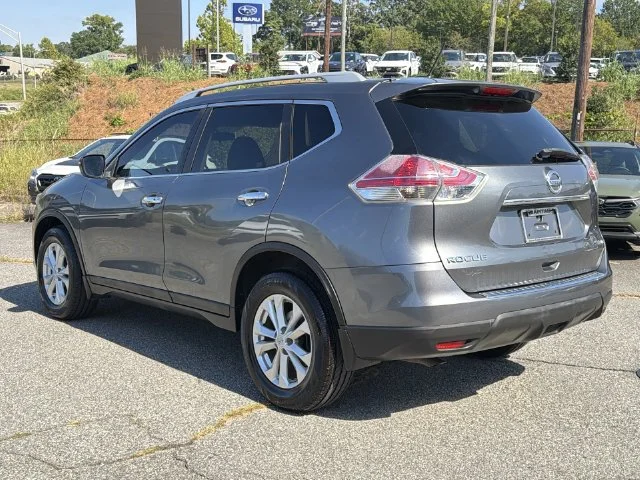Used 2016 Gray Nissan SV image 11