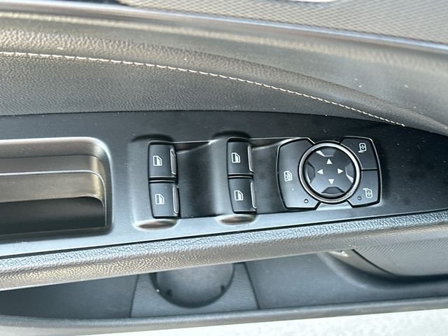 Used 2019 Blue Ford Titanium image 18