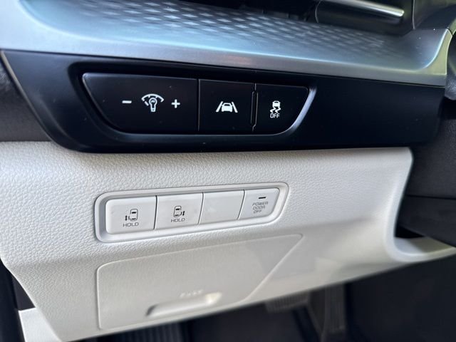 2024 Kia Carnival LX Seat Pkg - Photo 31