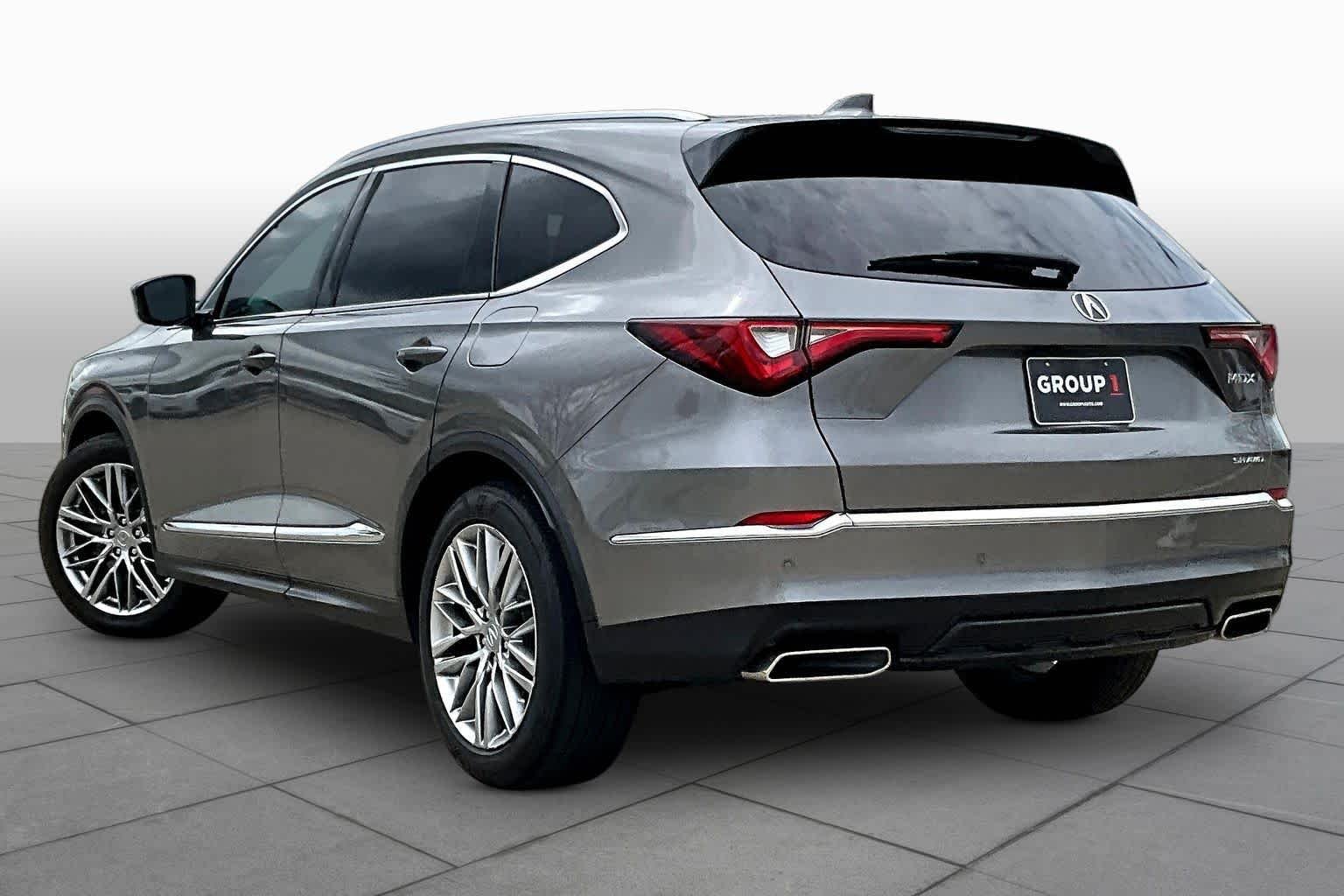 Used 2023 Liquid Carbon Metallic Acura w/Advance Package image 19