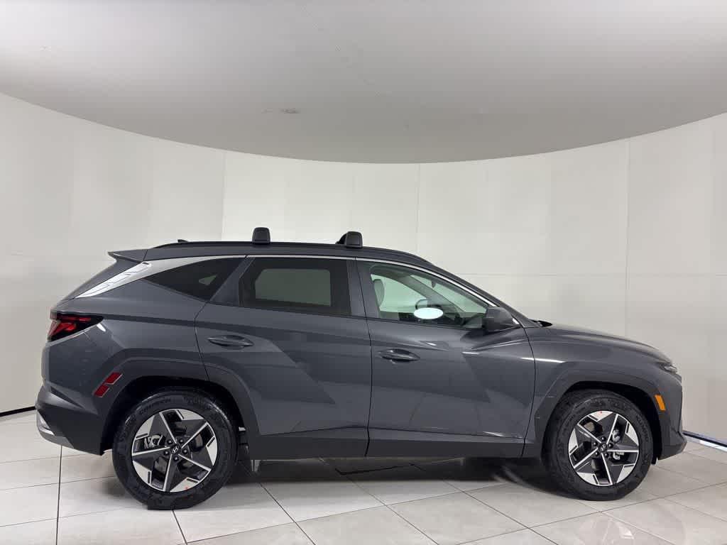 New 2026 Ecotronic Gray Hyundai SEL FWD image 6
