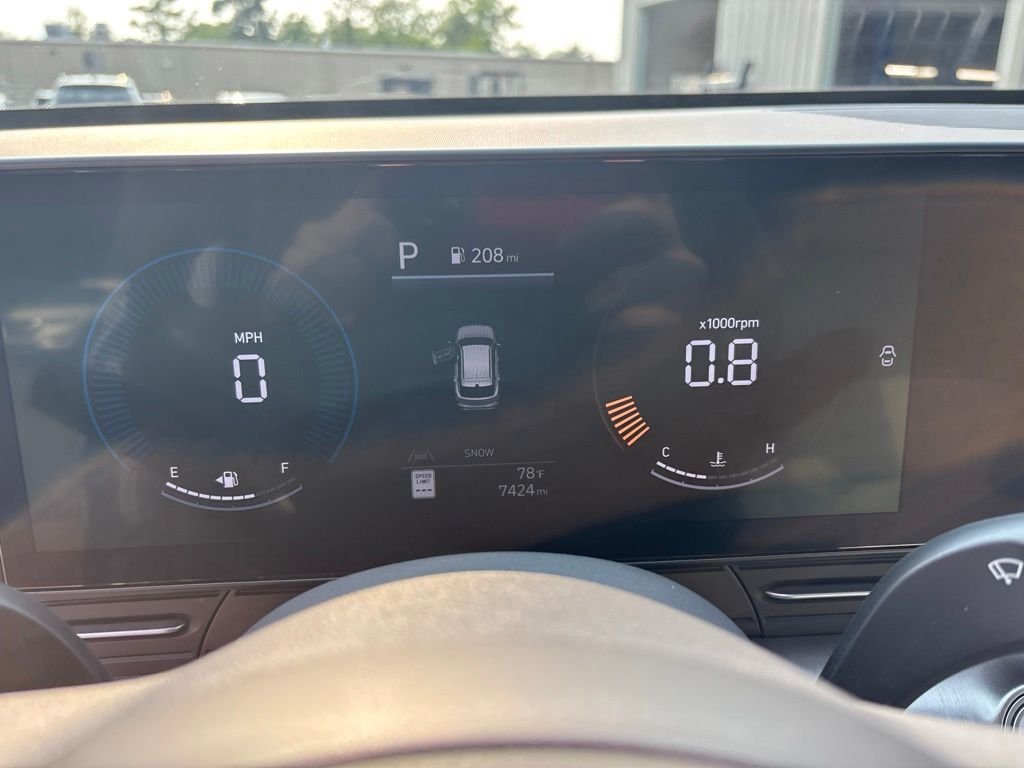Used 2024 Gray Hyundai SEL image 25