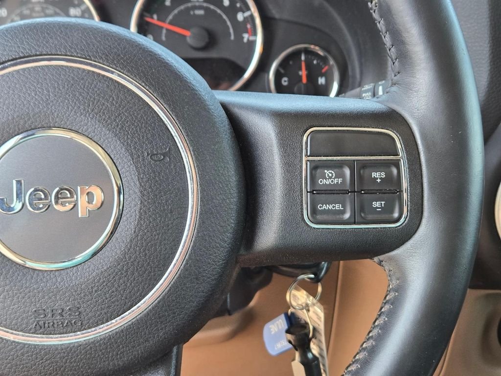 Used 2016 White Jeep Sahara image 24