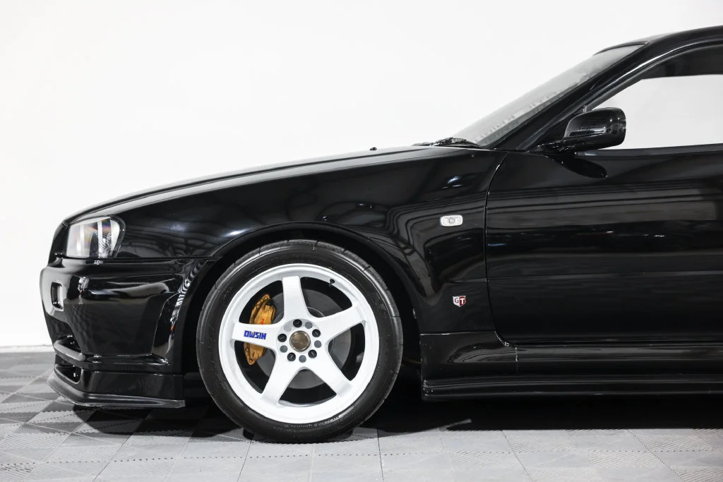 Used 2000 Black Nissan  image 19