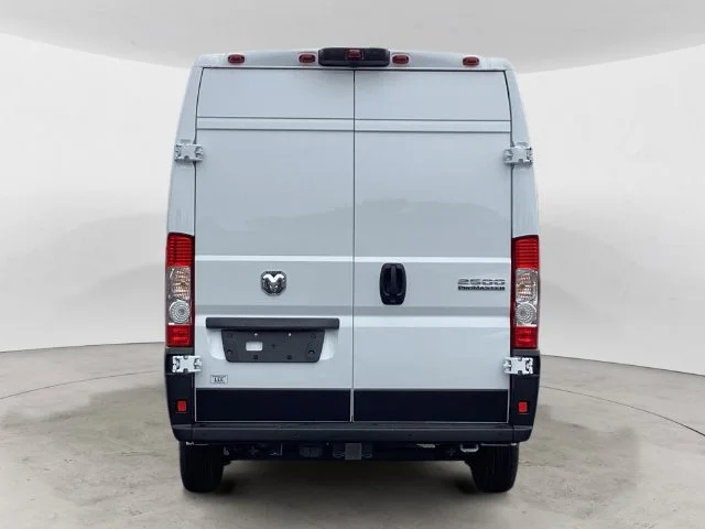 New 2026 Bright White Clearcoat Ram PROMASTER 2500 TRADESMAN CARGO VAN HIGH ROOF 136