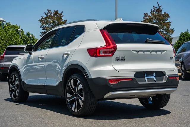 Certified Used 2025 Crystal White Volvo Plus image 5