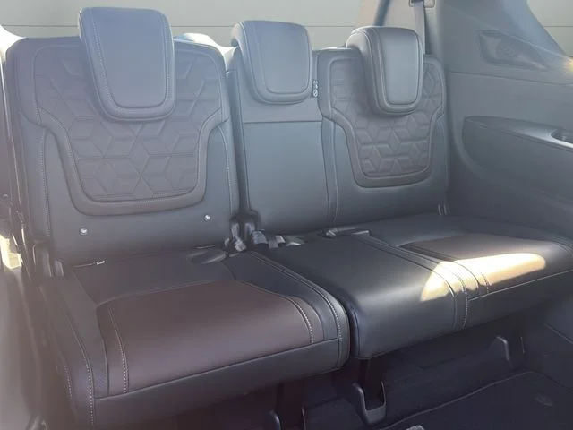 2026 Nissan Armada Platinum - Photo 12