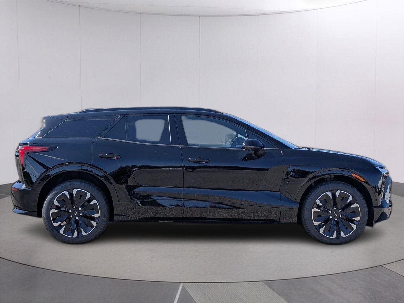 2025 Chevrolet Blazer EV RS - Photo 2