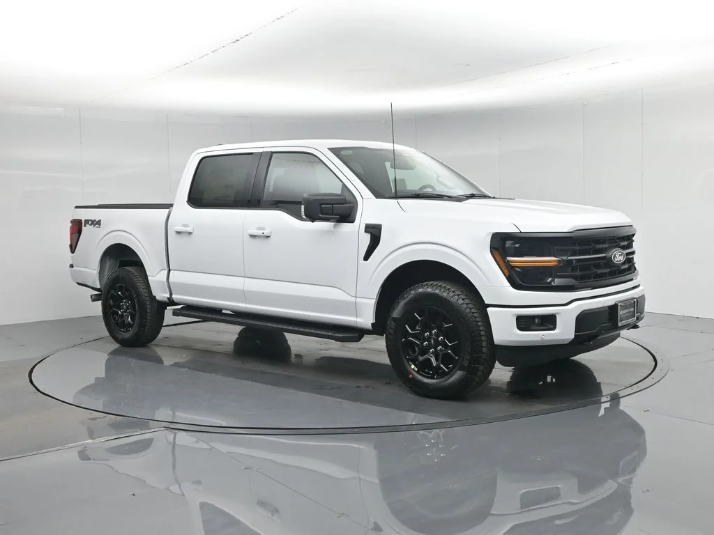 New 2026 Oxford White Ford XLT image 26