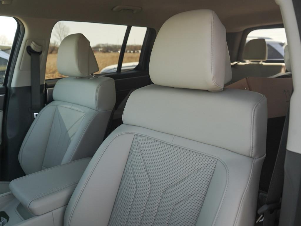New 2026 Atlantis Blue Hyundai SEL AWD image 46