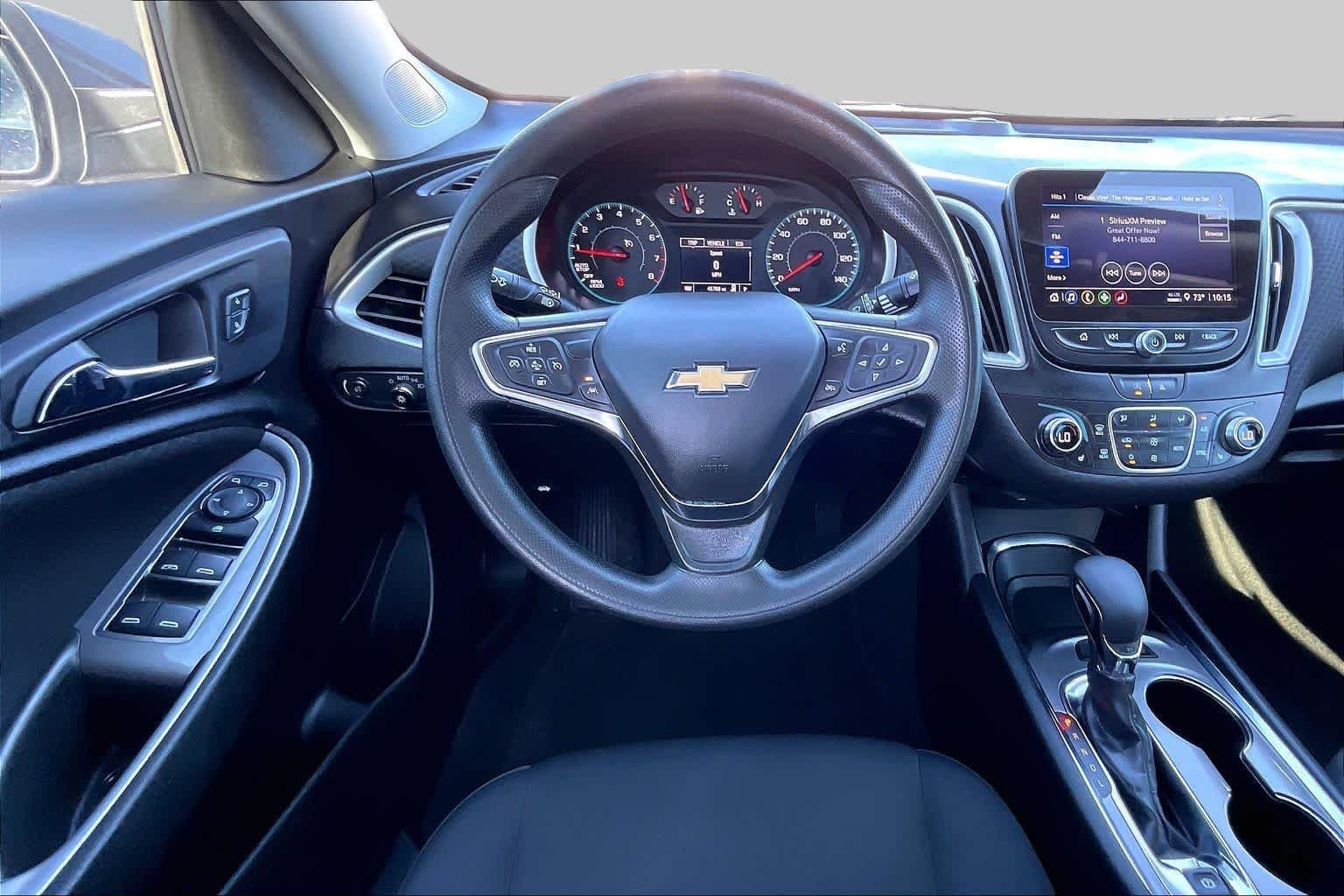 Used 2025 Night Chevrolet LT image 6
