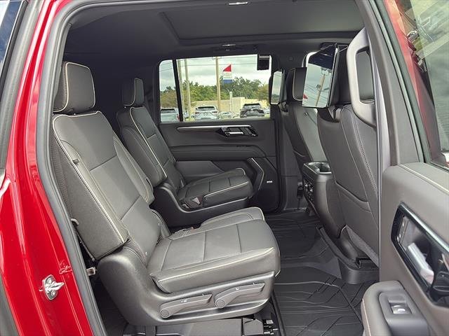 2027 Chevrolet Suburban Premier - Photo 8