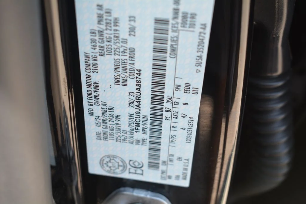 Used 2024 Black Ford Platinum image 26