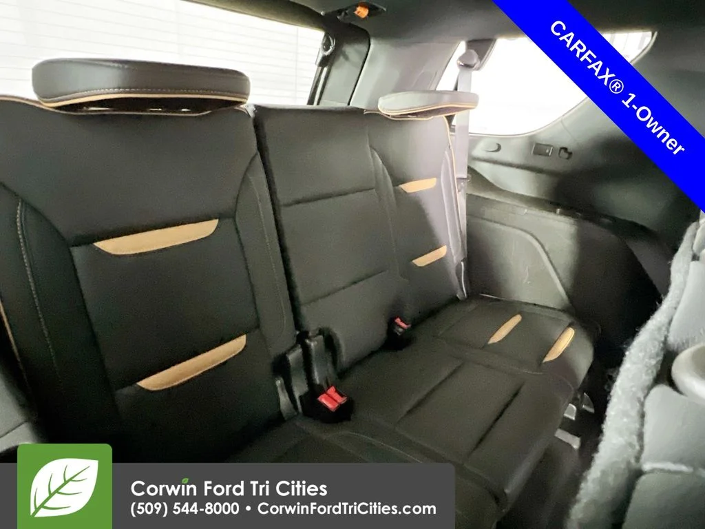 Used 2022 Summit White GMC AT4 image 17