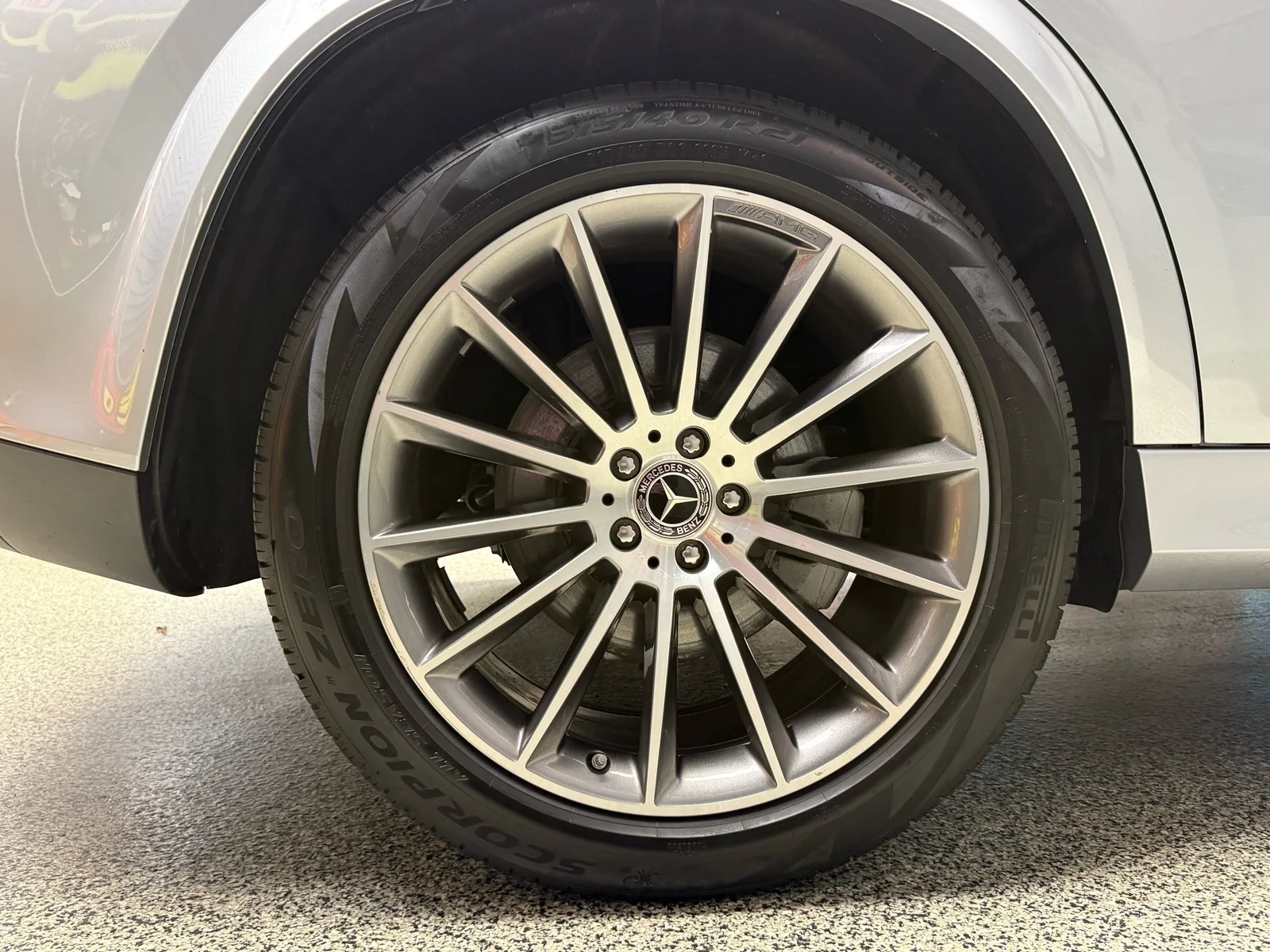 Used 2024 Cirrus Silver Metallic (922) Mercedes-Benz GLE 450 4MATIC® image 35