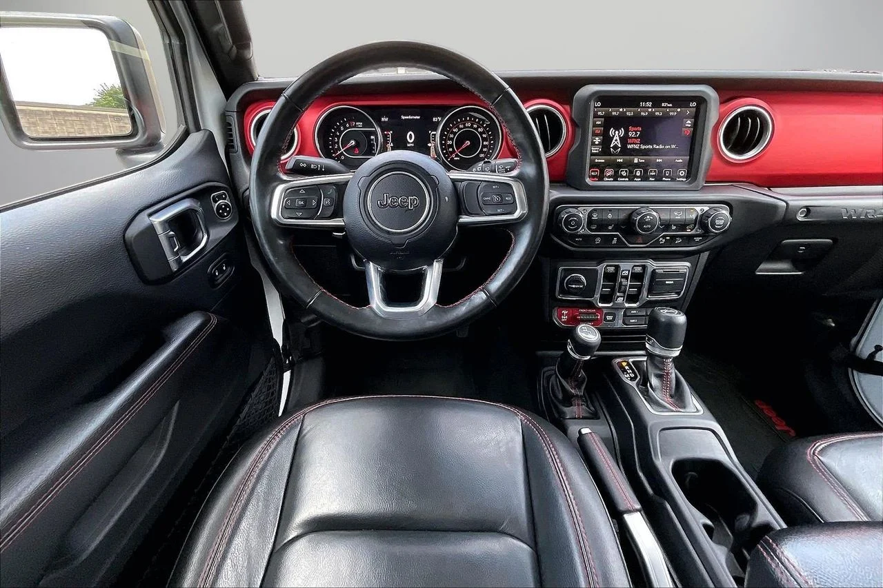 Certified Used 2018 White Jeep Rubicon image 11