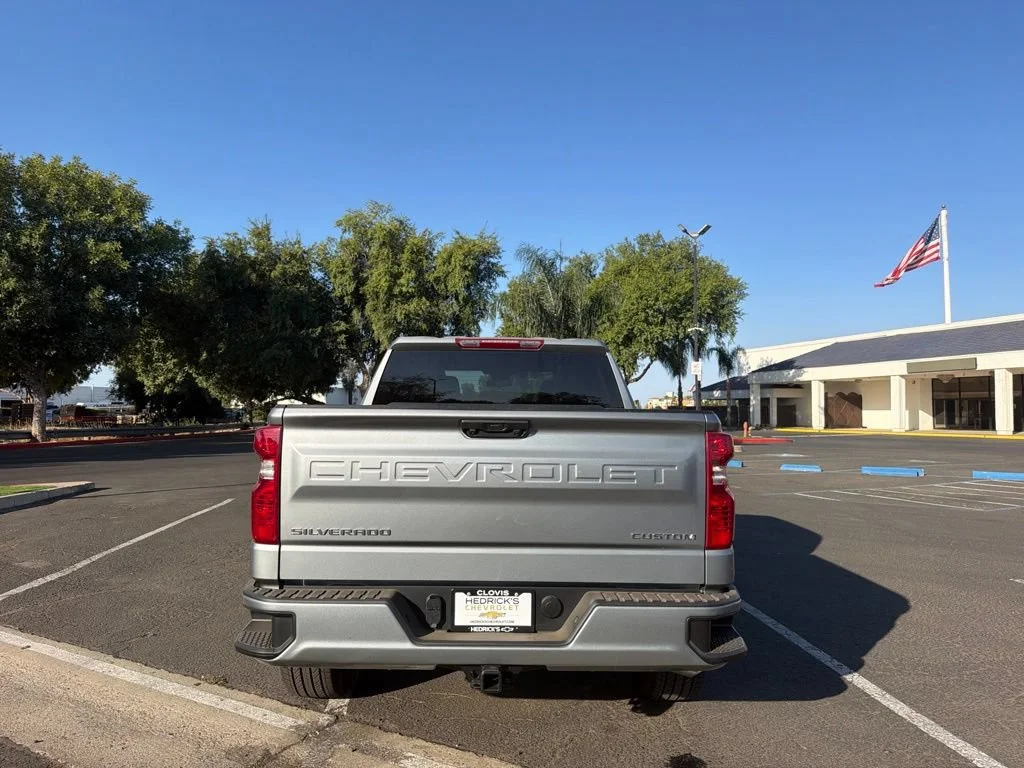 2026 Chevrolet Silverado 1500 Custom - Photo 9