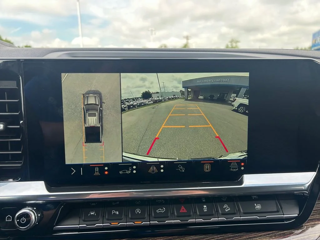 New 2026 Onyx Black GMC Elevation image 22