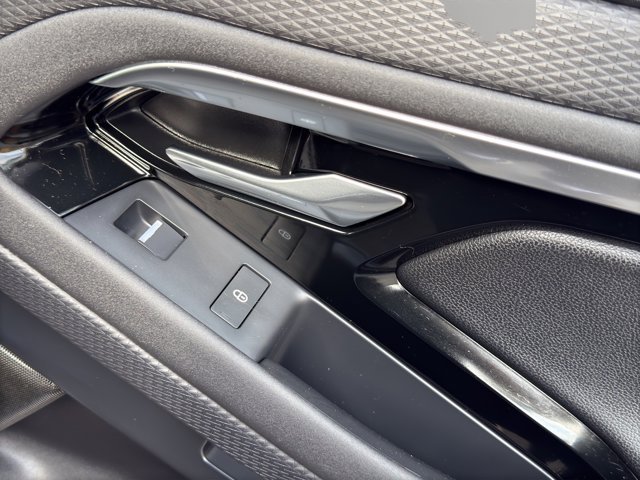 Used 2020 Black Land Rover S image 16