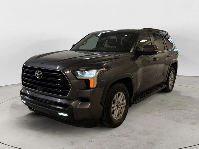 Used 2025 Gray Toyota SR5 image 1