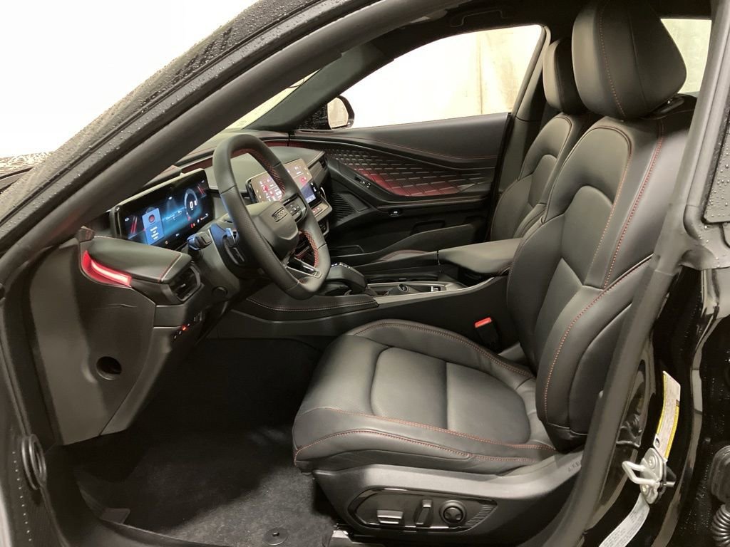 New 2026 Diamond Black Crystal Pearlcoat Dodge R/T Plus image 9