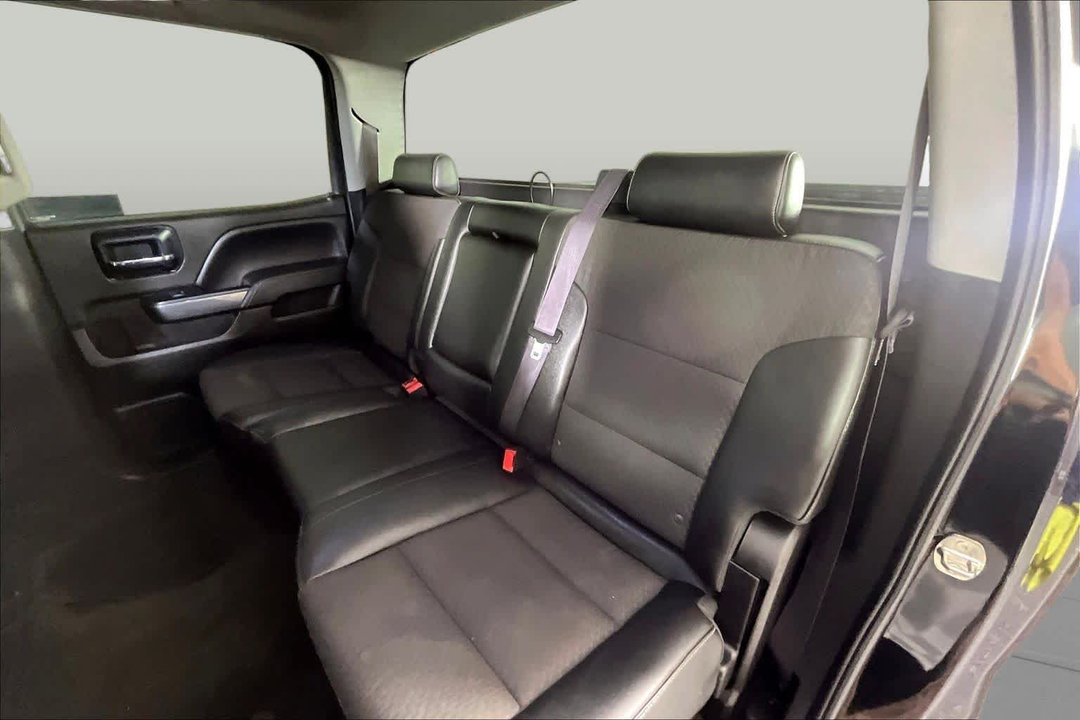 Used 2014 Onyx Black GMC SLE image 18