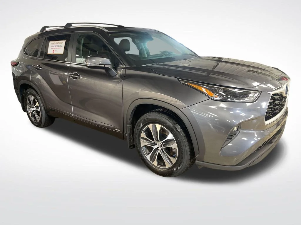 Certified Used 2024 Gray Toyota XLE image 8
